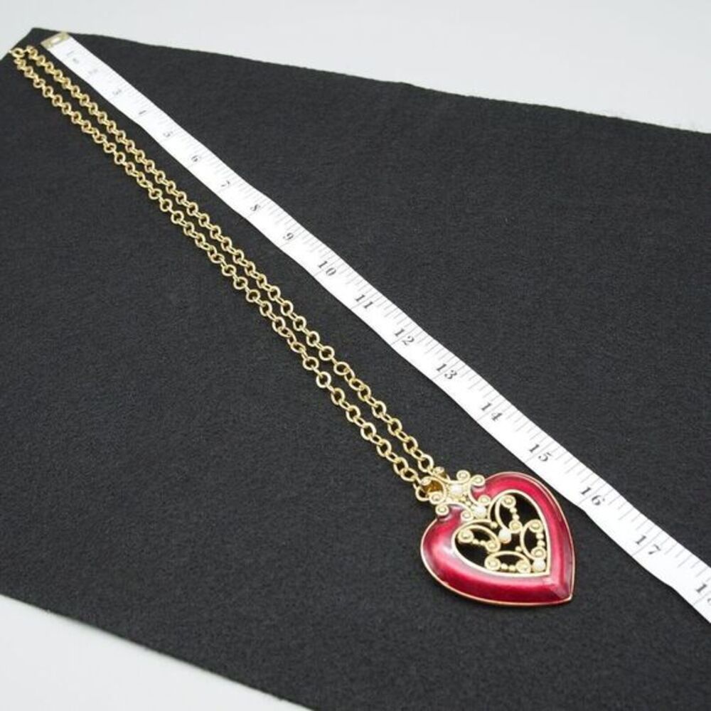 1990s Avon Romantic Heart Pendant Necklace - Picture 6 of 8